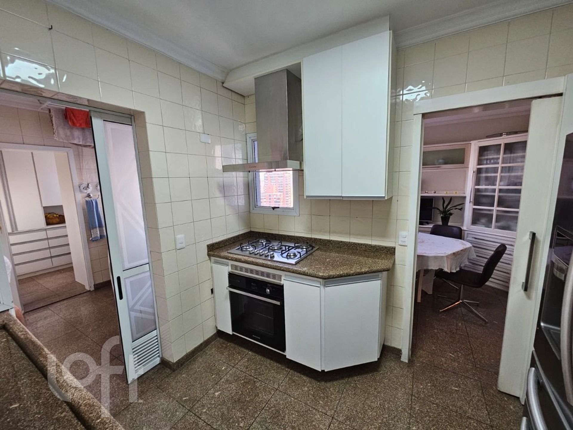 Apartamento à venda com 4 quartos, 156m² - Foto 11