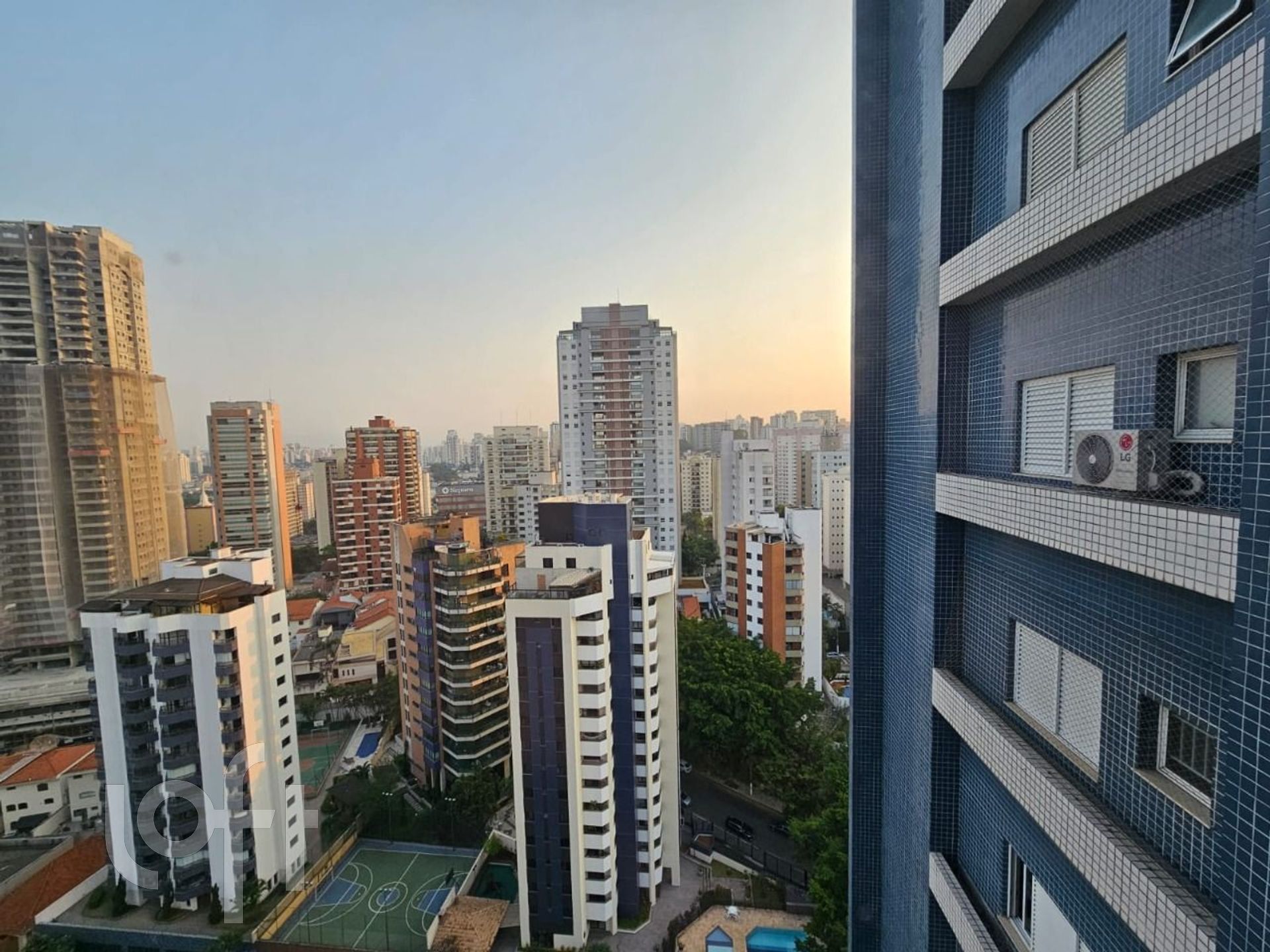 Apartamento à venda com 4 quartos, 156m² - Foto 25