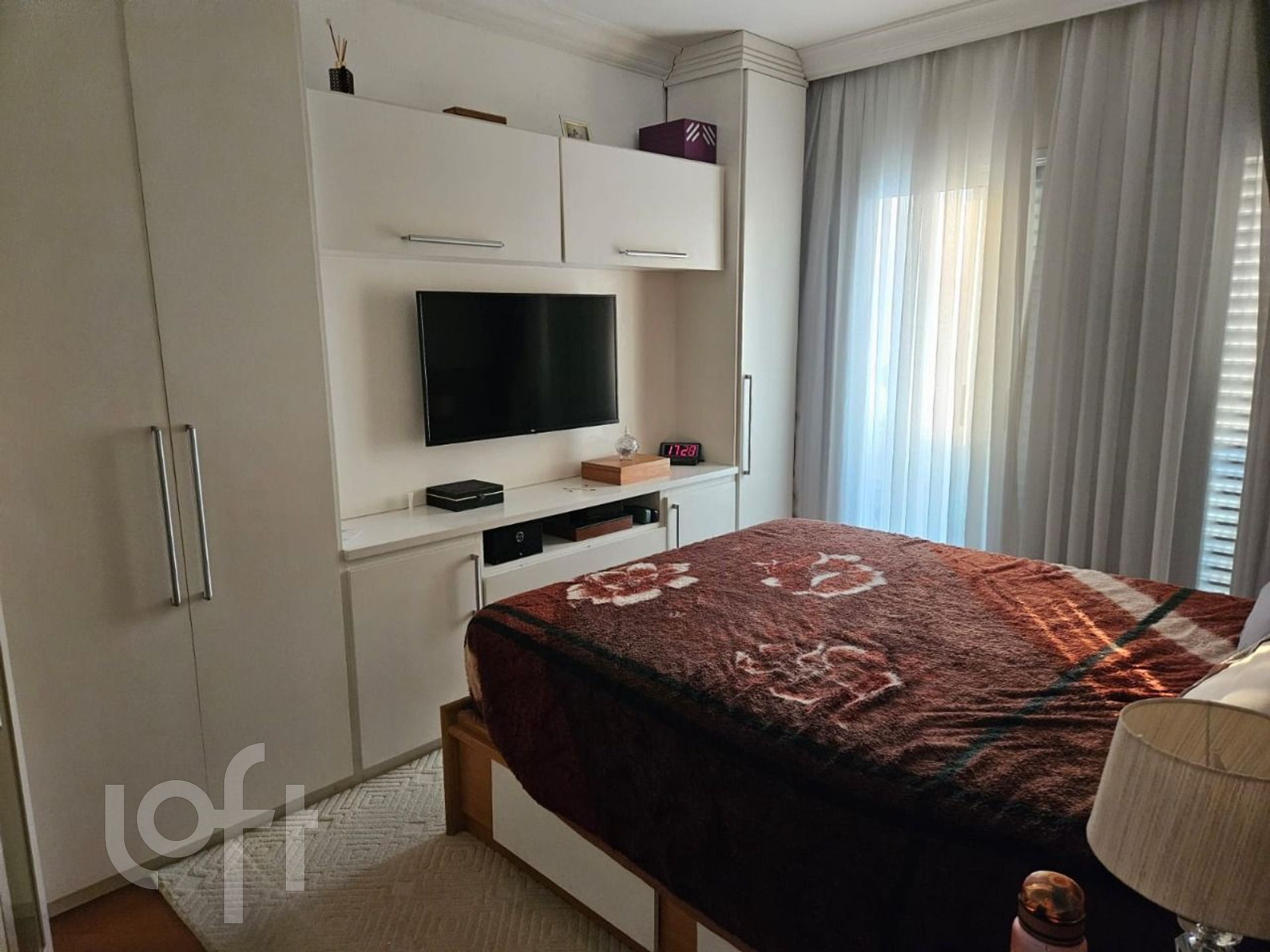 Apartamento à venda com 4 quartos, 156m² - Foto 17