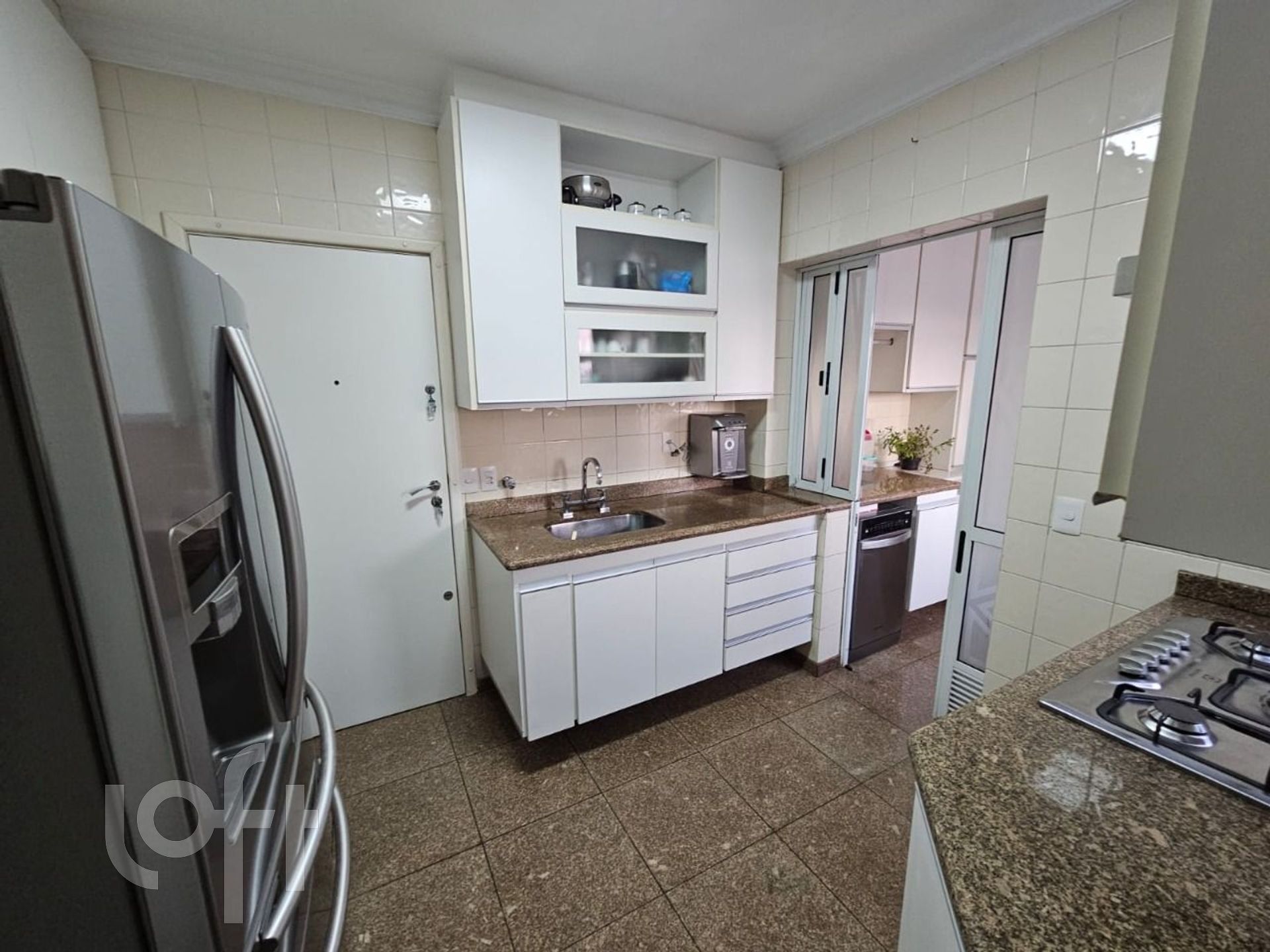 Apartamento à venda com 4 quartos, 156m² - Foto 9