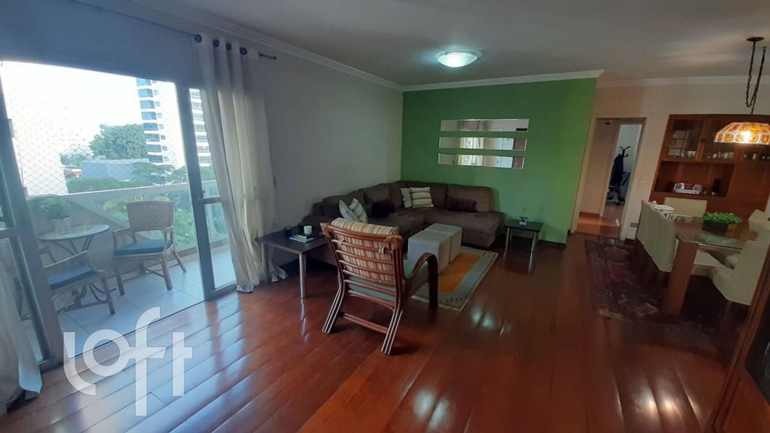 Apartamento à venda com 3 quartos, 130m² - Foto 2