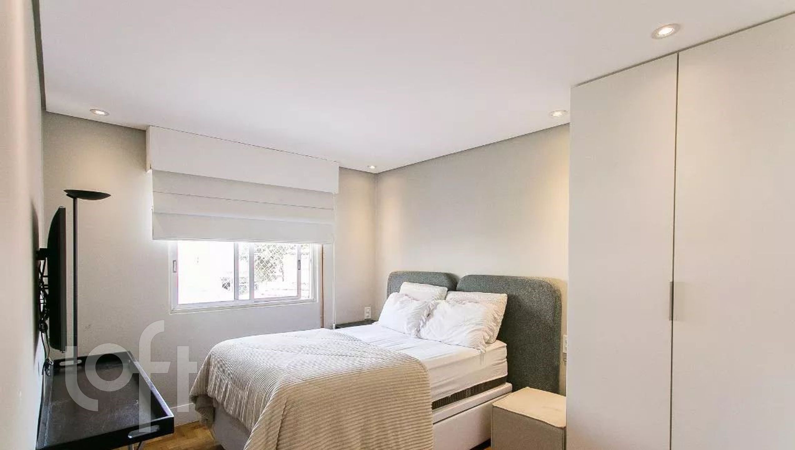 Apartamento à venda com 2 quartos, 80m² - Foto 13