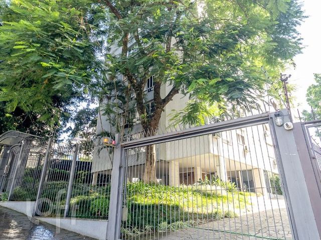 Apartamento com 138m², 3 dormitórios, 1 suíte, 1 vaga, Moinhos de Vento em Porto Alegre