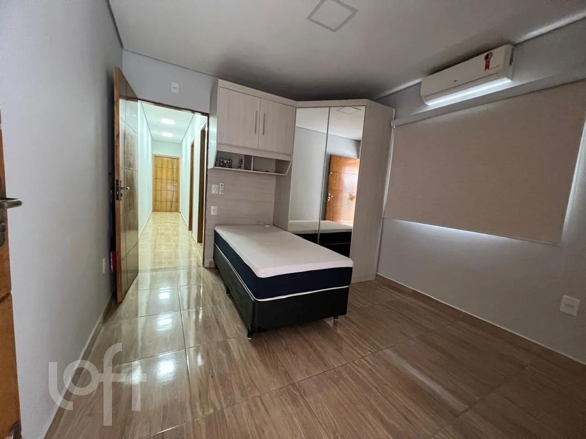 Casa à venda com 4 quartos, 200m² - Foto 9