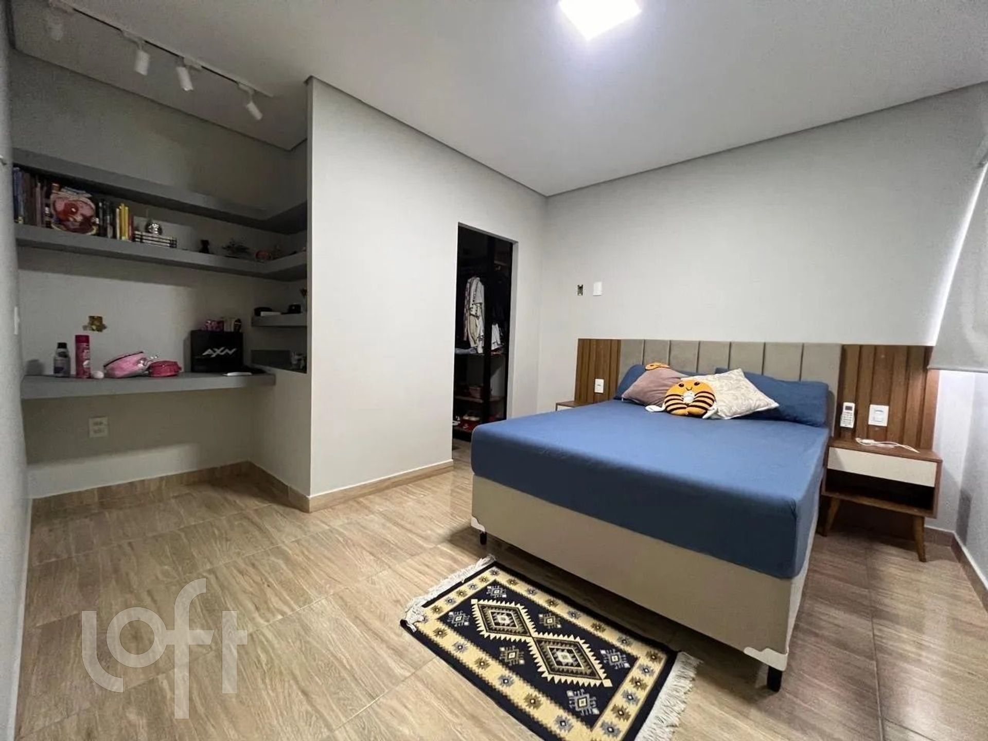 Casa à venda com 4 quartos, 200m² - Foto 10