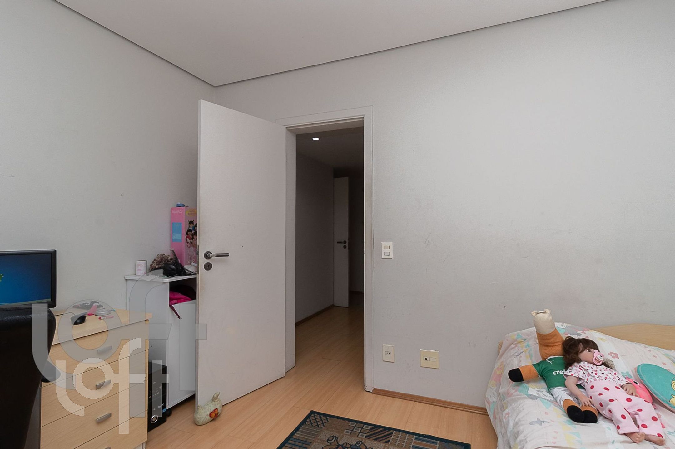 Apartamento à venda com 3 quartos, 156m² - Foto 4