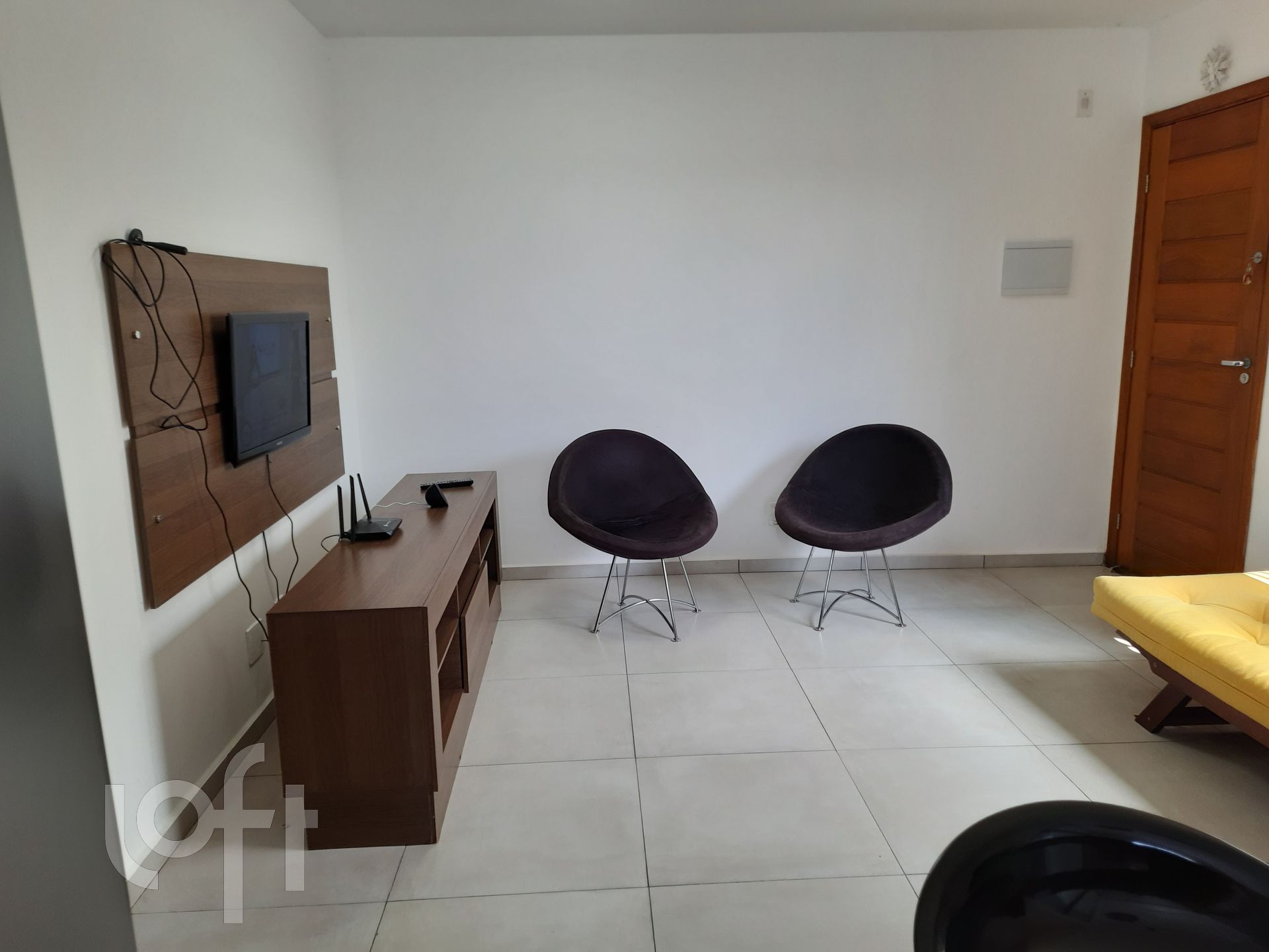 Apartamento à venda com 2 quartos, 63m² - Foto 2