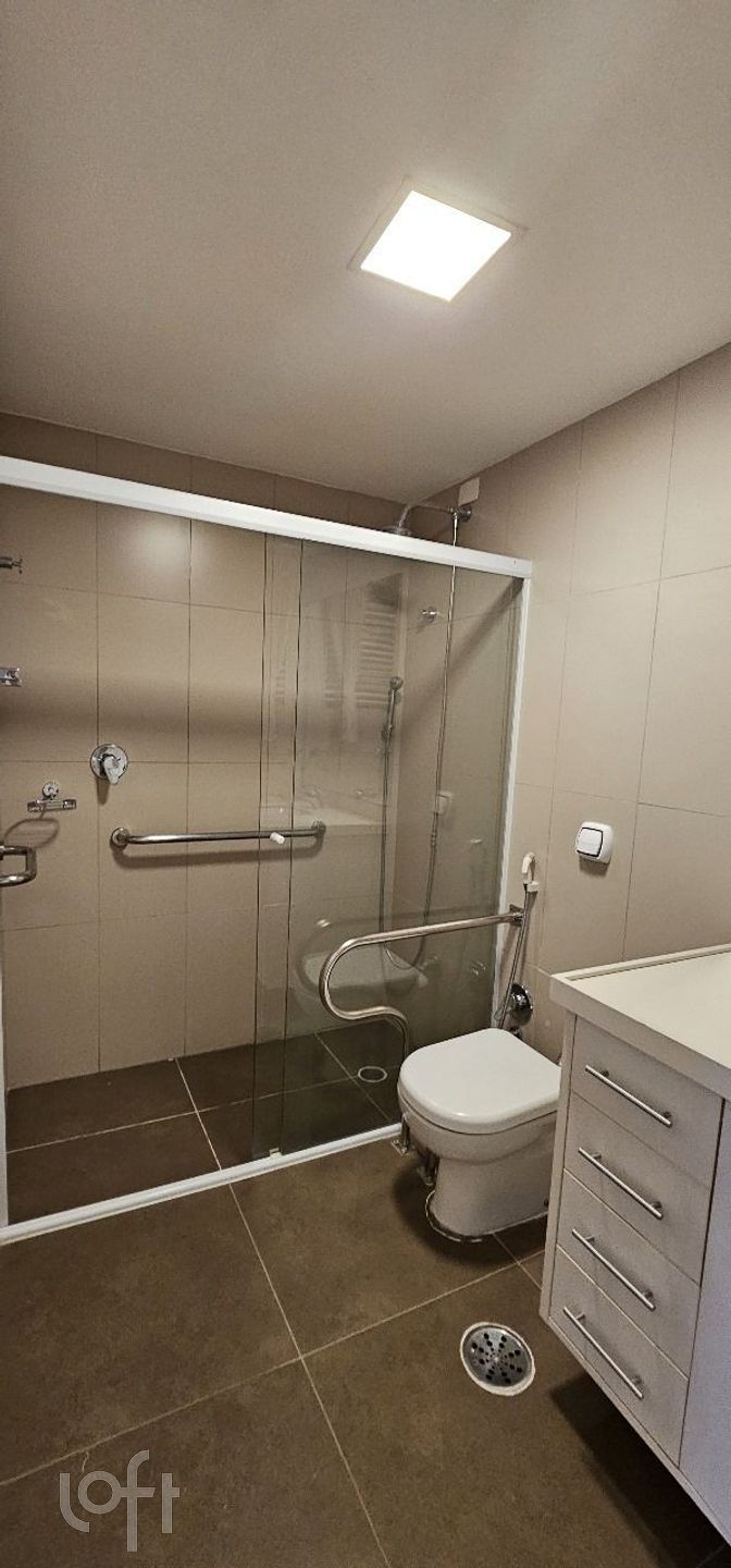 Apartamento à venda com 3 quartos, 202m² - Foto 10