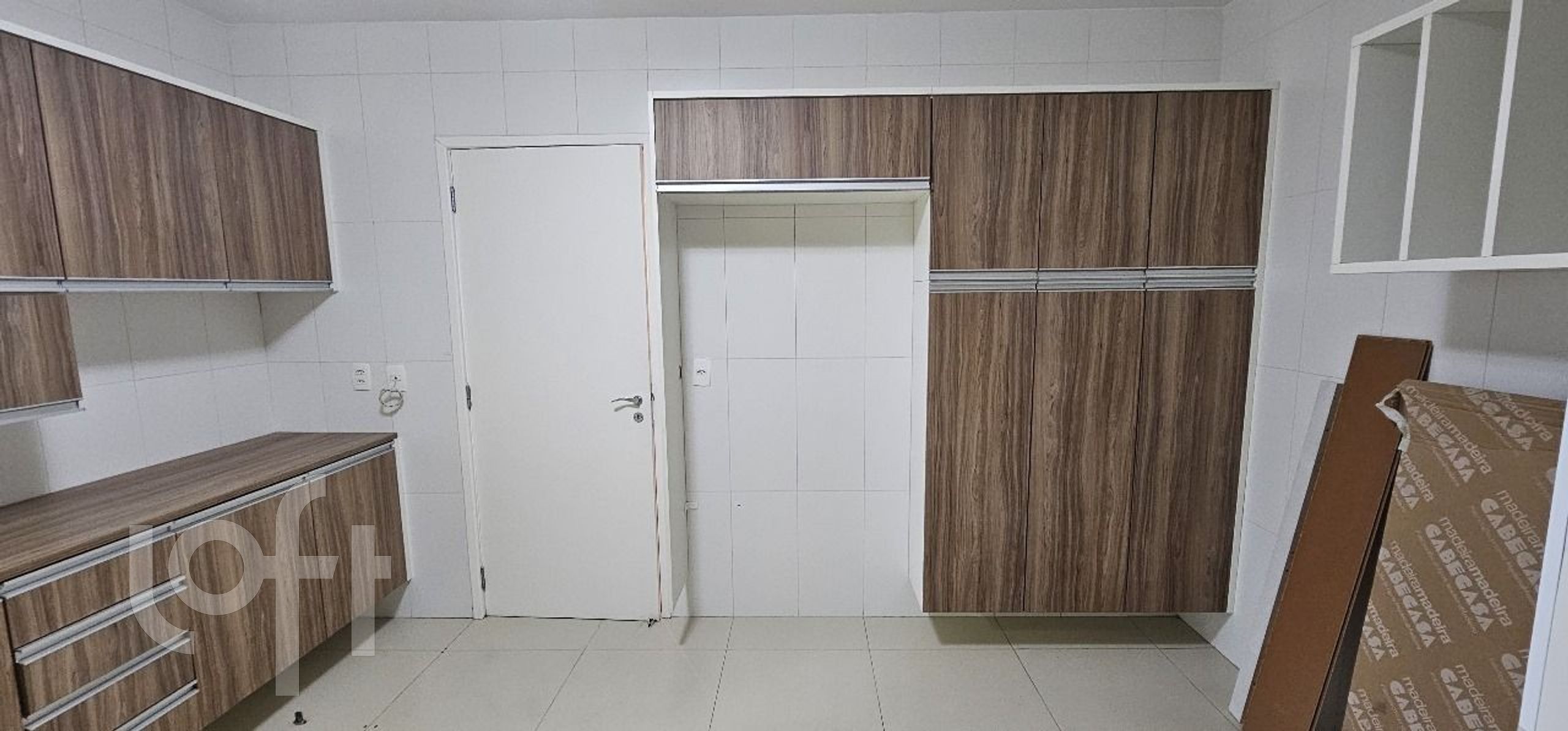 Apartamento à venda com 3 quartos, 202m² - Foto 20