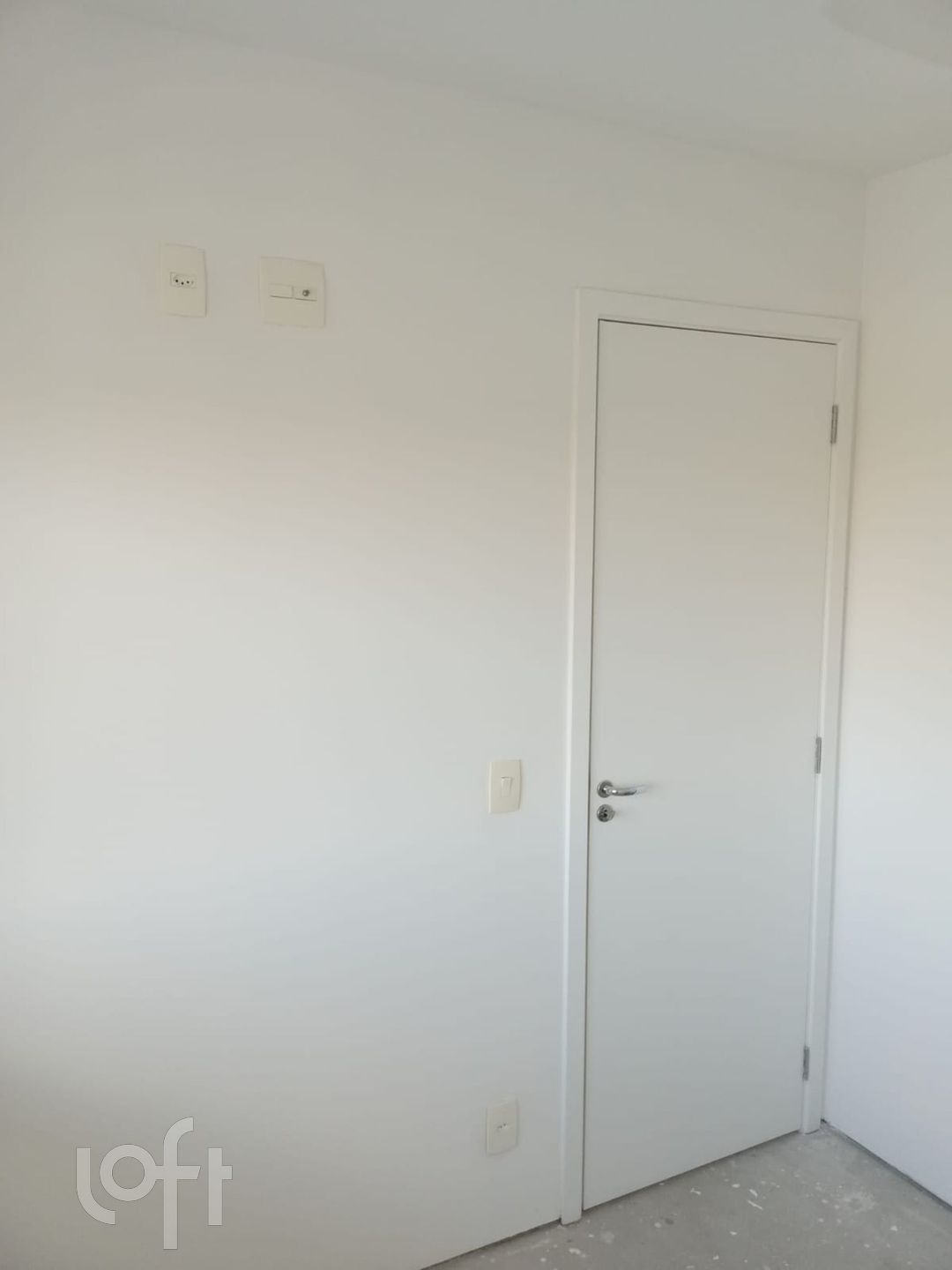 Apartamento à venda com 1 quarto, 33m² - Foto 2