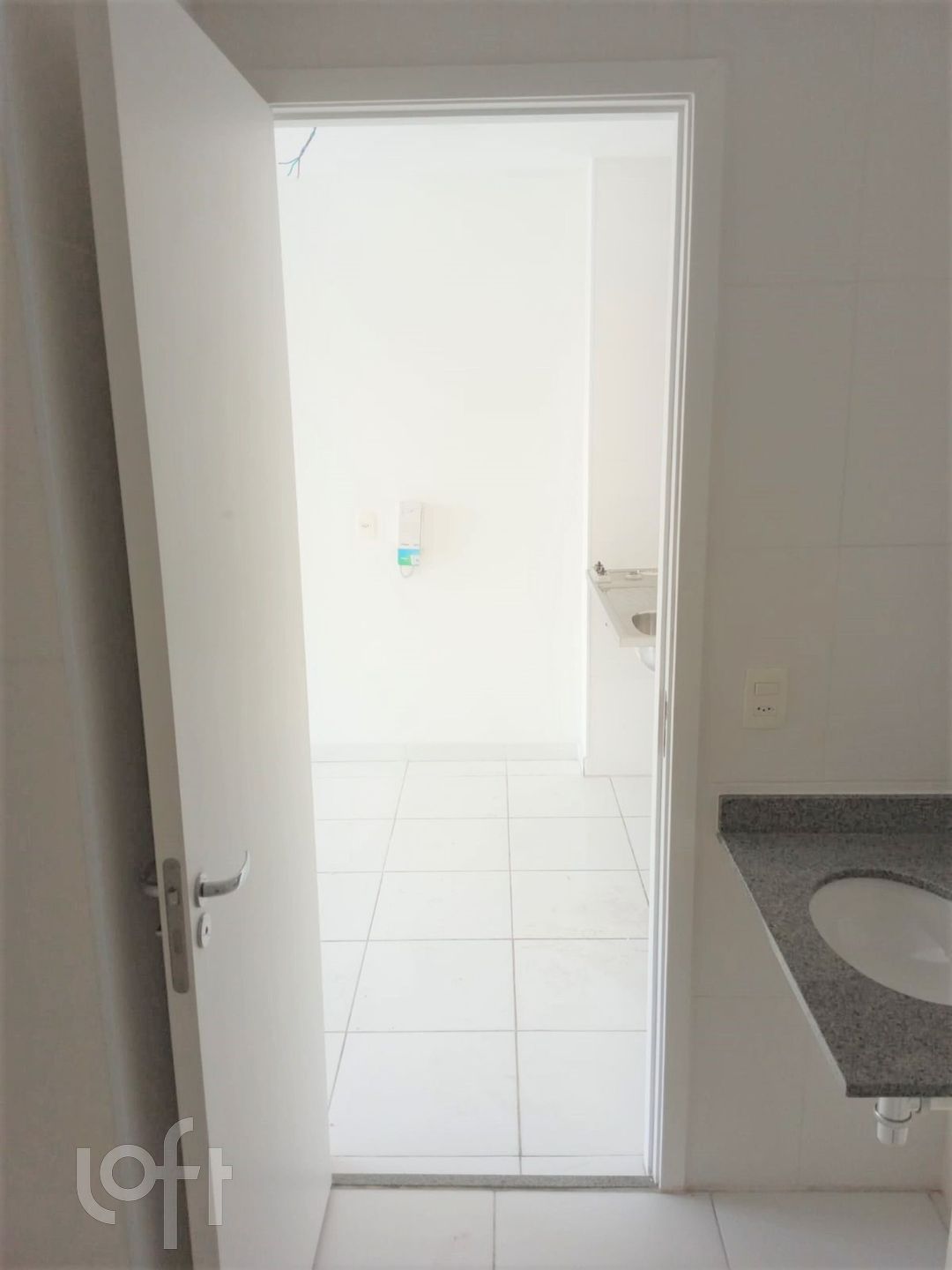 Apartamento à venda com 1 quarto, 33m² - Foto 11