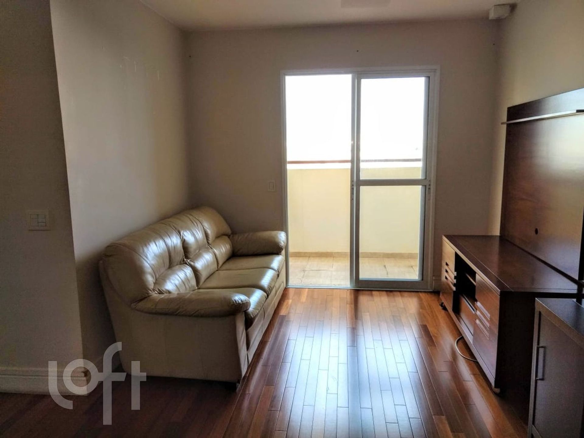 Apartamento à venda com 3 quartos, 70m² - Foto 1