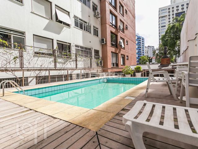 Apartamento com 138m², 3 dormitórios, 1 suíte, 1 vaga, Rio Branco em Porto Alegre