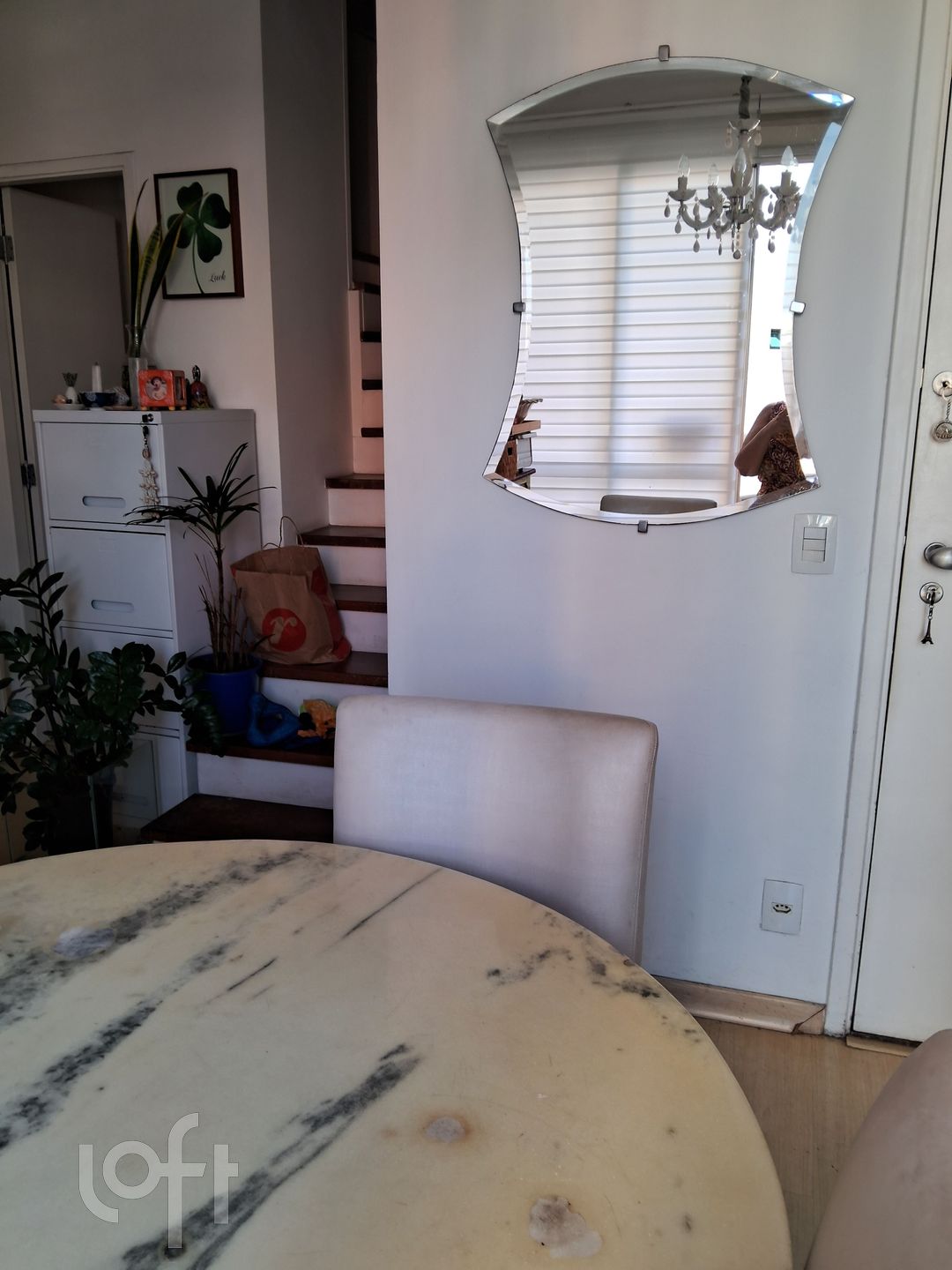 Apartamento à venda com 2 quartos, 70m² - Foto 2