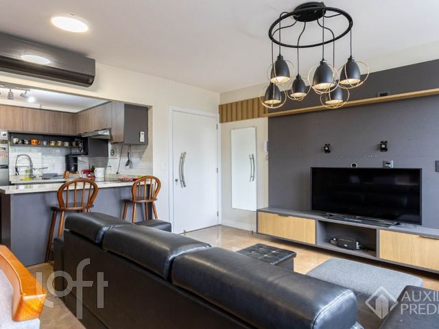 Apartamento com 50m², 1 dormitório, 1 vaga, Auxiliadora em Porto Alegre