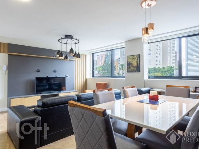 Apartamento com 50m², 1 dormitório, 1 vaga, Auxiliadora em Porto Alegre