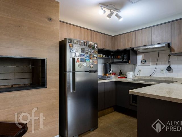 Apartamento com 50m², 1 dormitório, 1 vaga, Auxiliadora em Porto Alegre