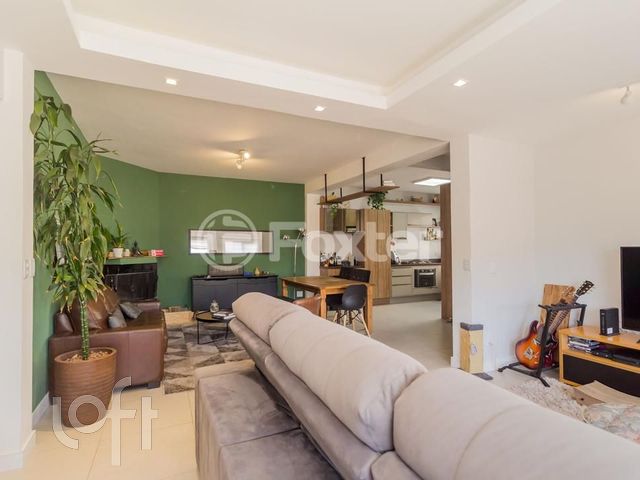 Apartamento com 116m², 2 dormitórios, 1 suíte, 2 vagas, Higienópolis em Porto Alegre