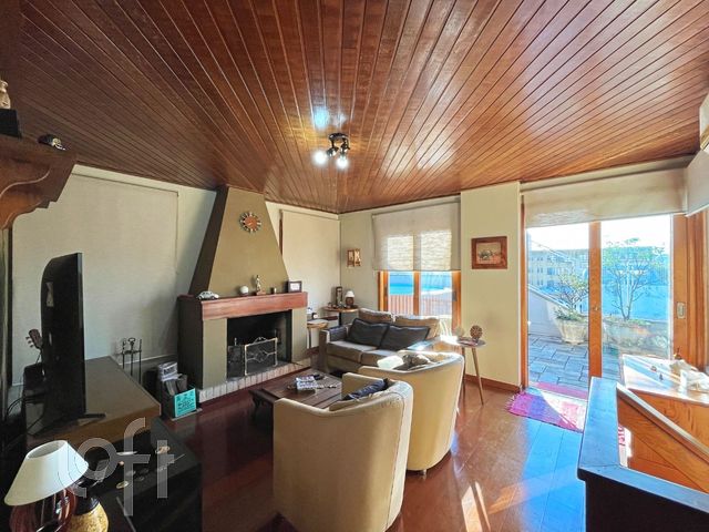 Apartamento com 190m², 2 dormitórios, 1 suíte, 2 vagas, Santana em Porto Alegre