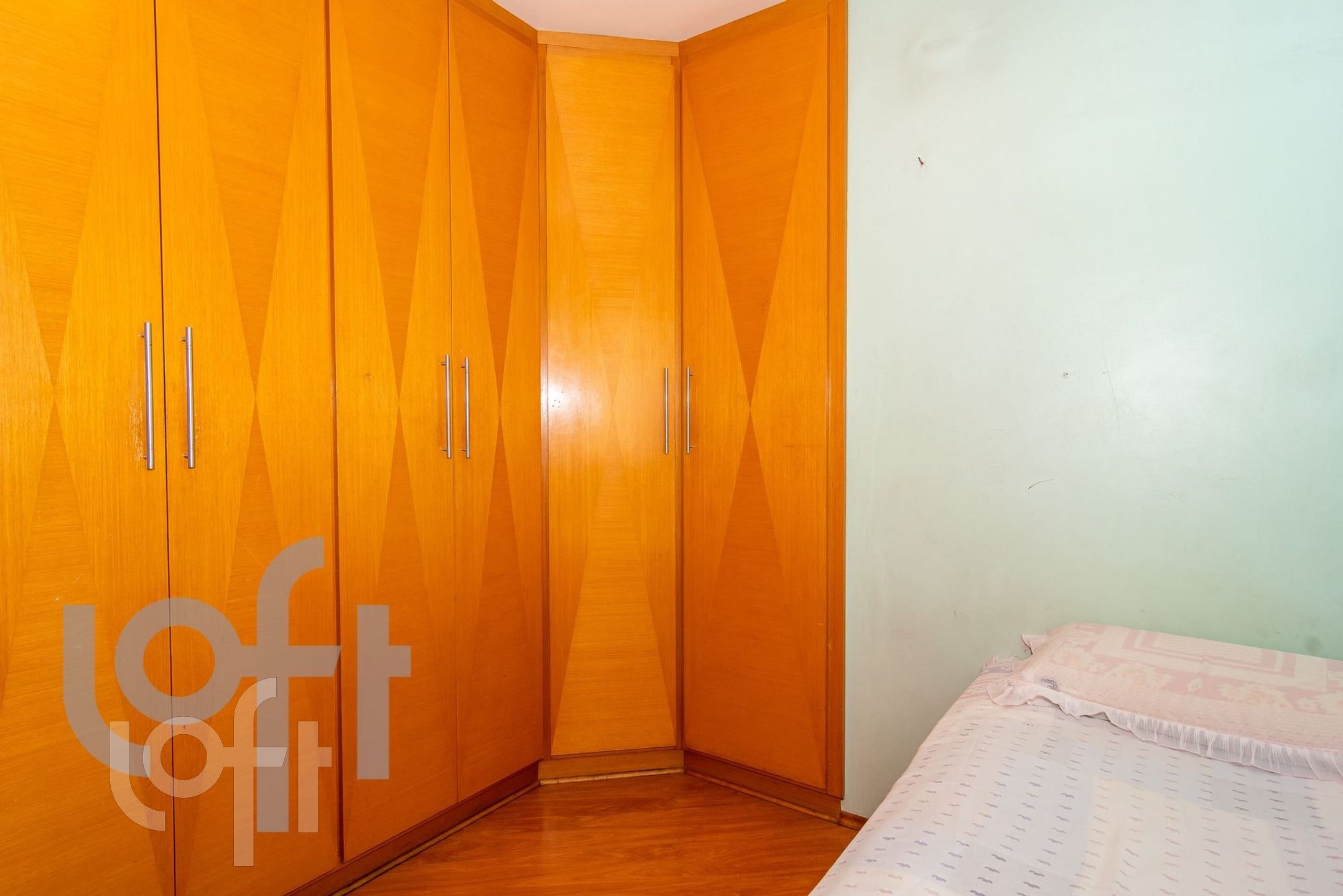 Apartamento à venda com 2 quartos, 74m² - Foto 3