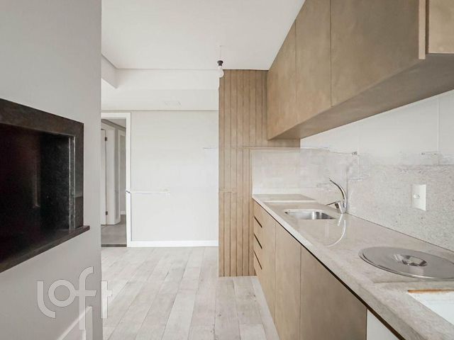 Apartamento com 91m², 3 dormitórios, 1 suíte, 2 vagas, Vila Ipiranga em Porto Alegre