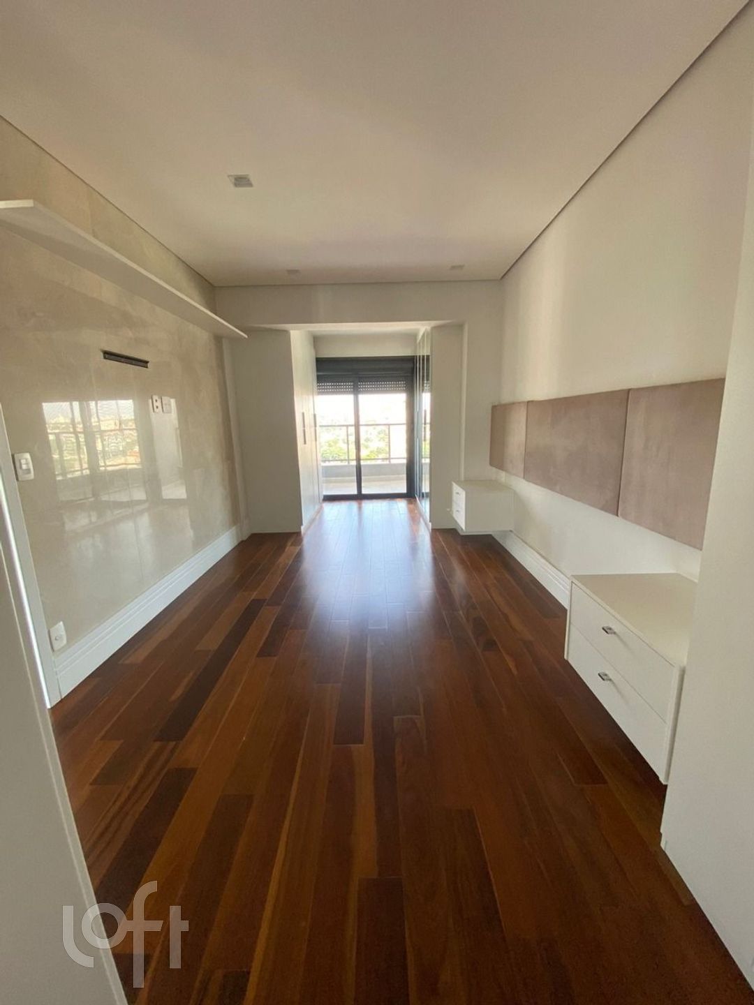 Apartamento à venda com 2 quartos, 126m² - Foto 2