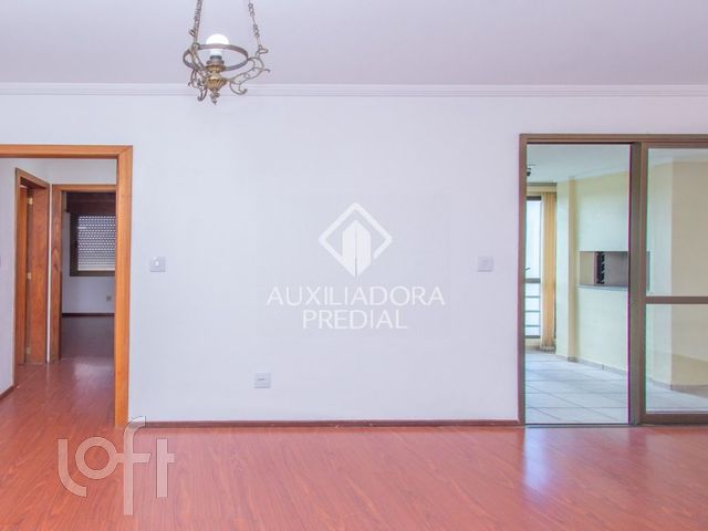 Apartamento com 68m², 2 dormitórios, 1 suíte, 1 vaga, Chácara das Pedras em Porto Alegre