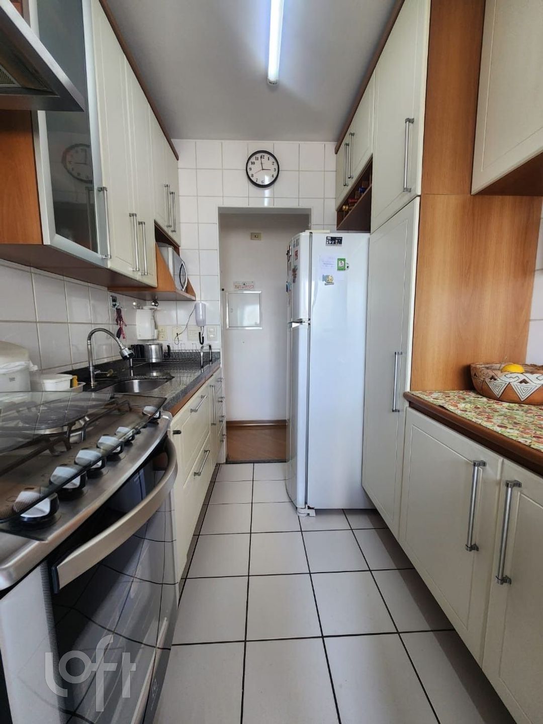 Apartamento à venda com 3 quartos, 75m² - Foto 22