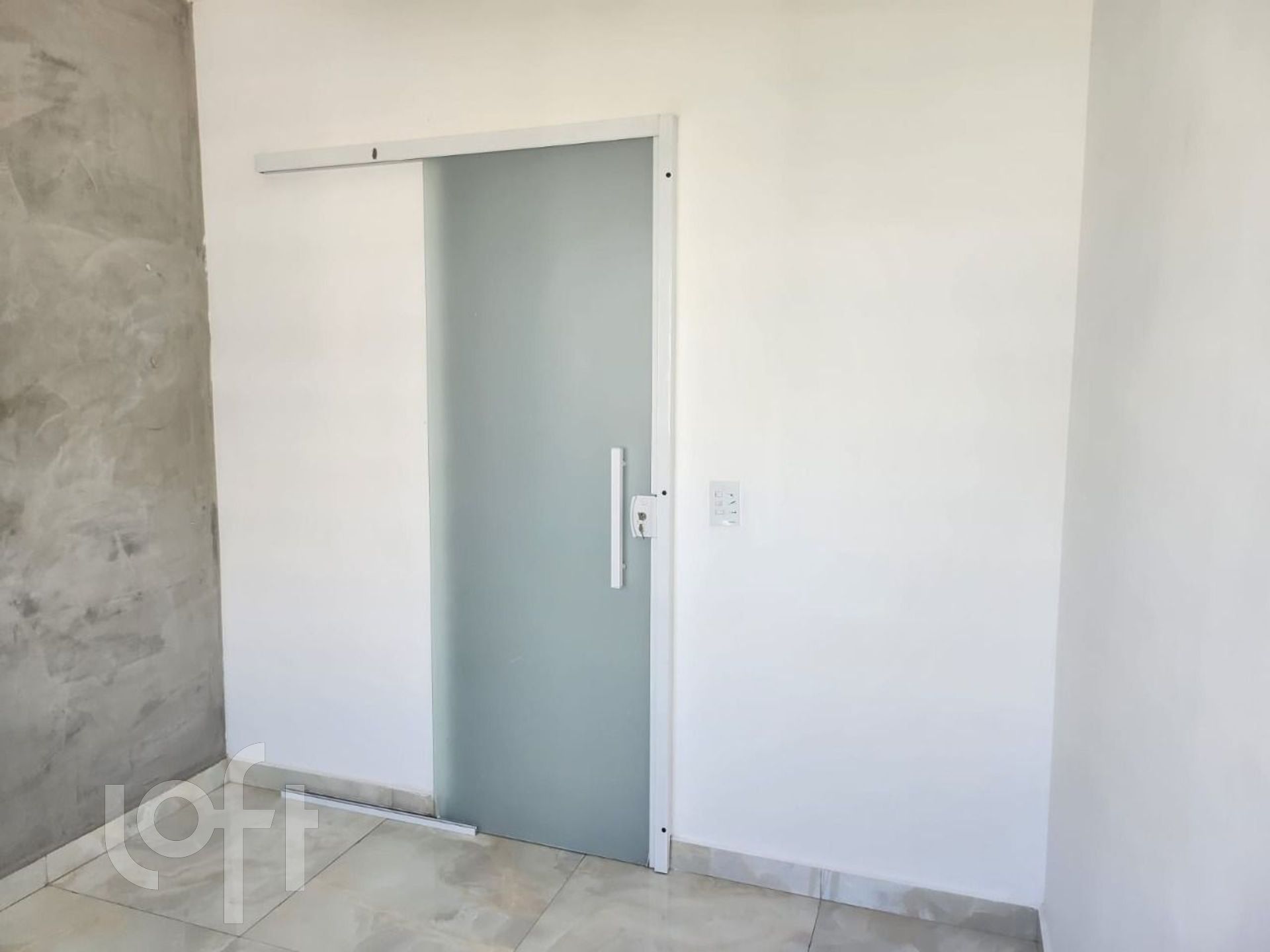 Apartamento à venda com 2 quartos, 70m² - Foto 13