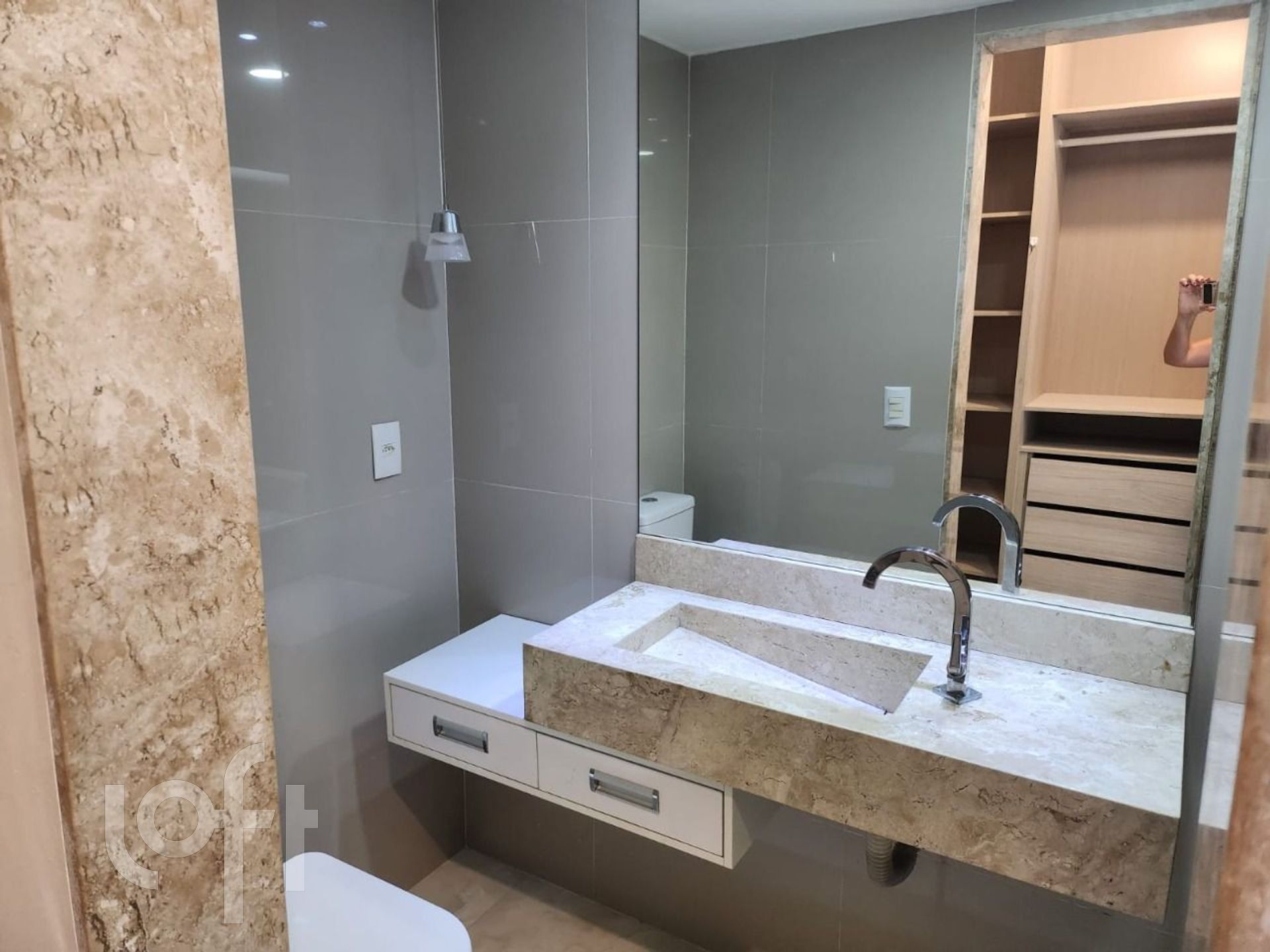 Apartamento à venda com 2 quartos, 70m² - Foto 22