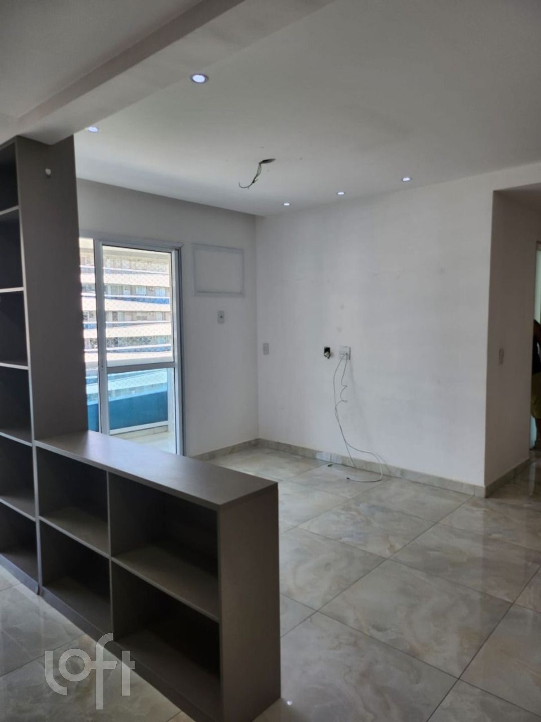 Apartamento à venda com 2 quartos, 70m² - Foto 28