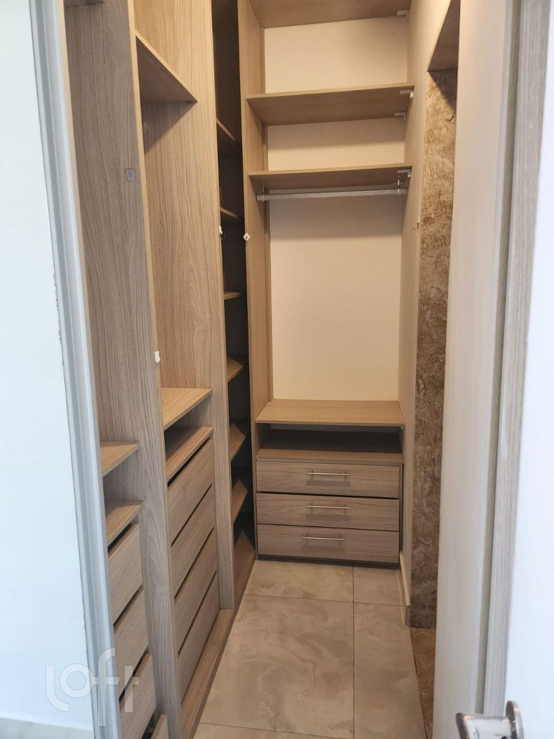 Apartamento à venda com 2 quartos, 70m² - Foto 24