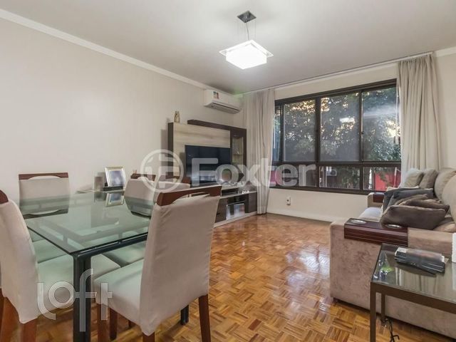 Apartamento com 82m², 2 dormitórios, 1 suíte, 1 vaga, Rio Branco em Porto Alegre