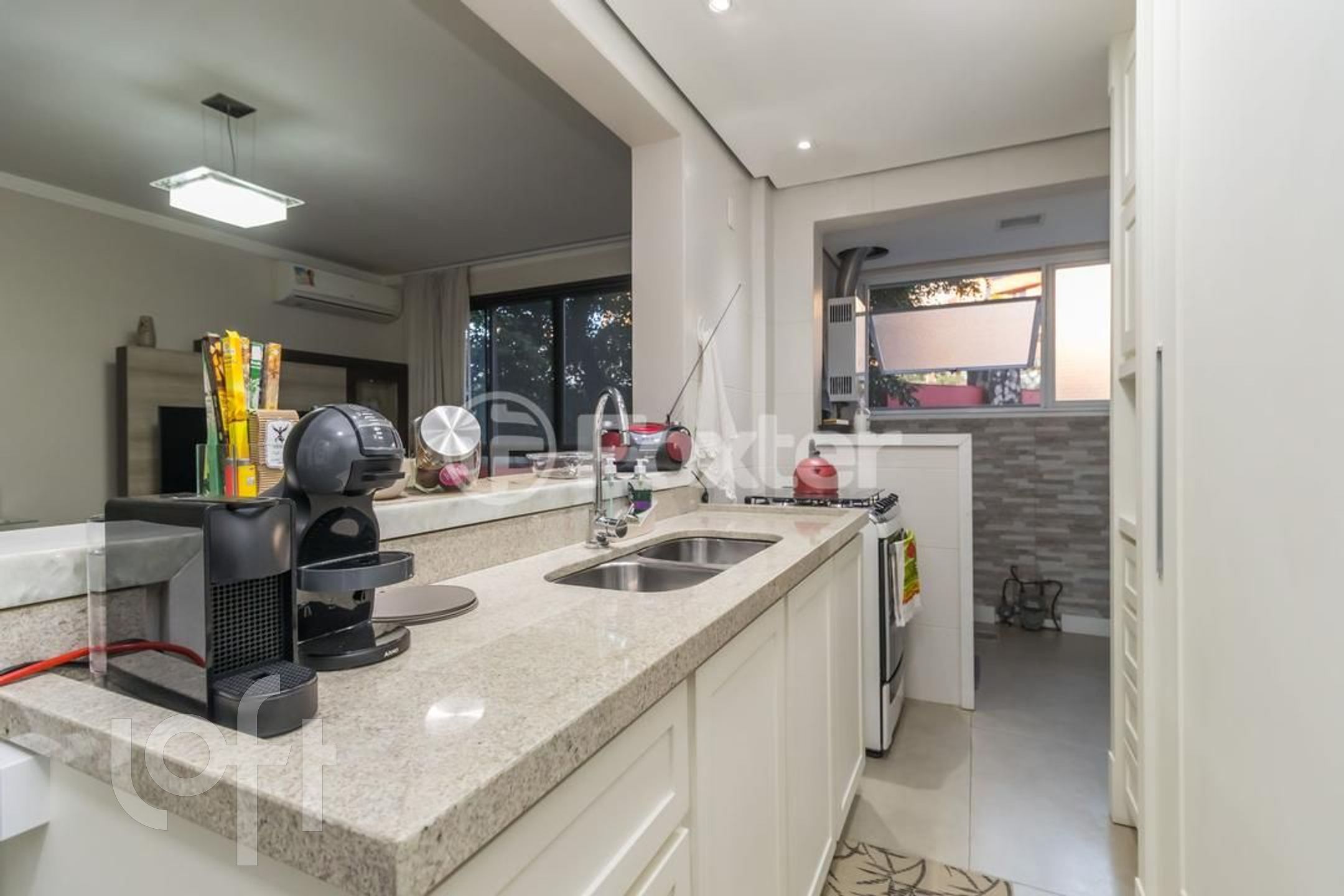 Apartamento com 82m², 2 dormitórios, 1 suíte, 1 vaga, Rio Branco em Porto Alegre