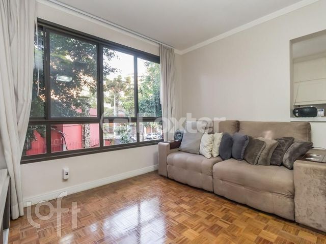 Apartamento com 82m², 2 dormitórios, 1 suíte, 1 vaga, Rio Branco em Porto Alegre