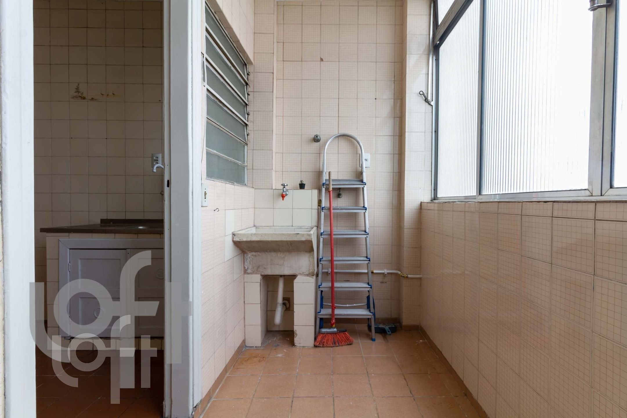 Apartamento à venda com 3 quartos, 90m² - Foto 23