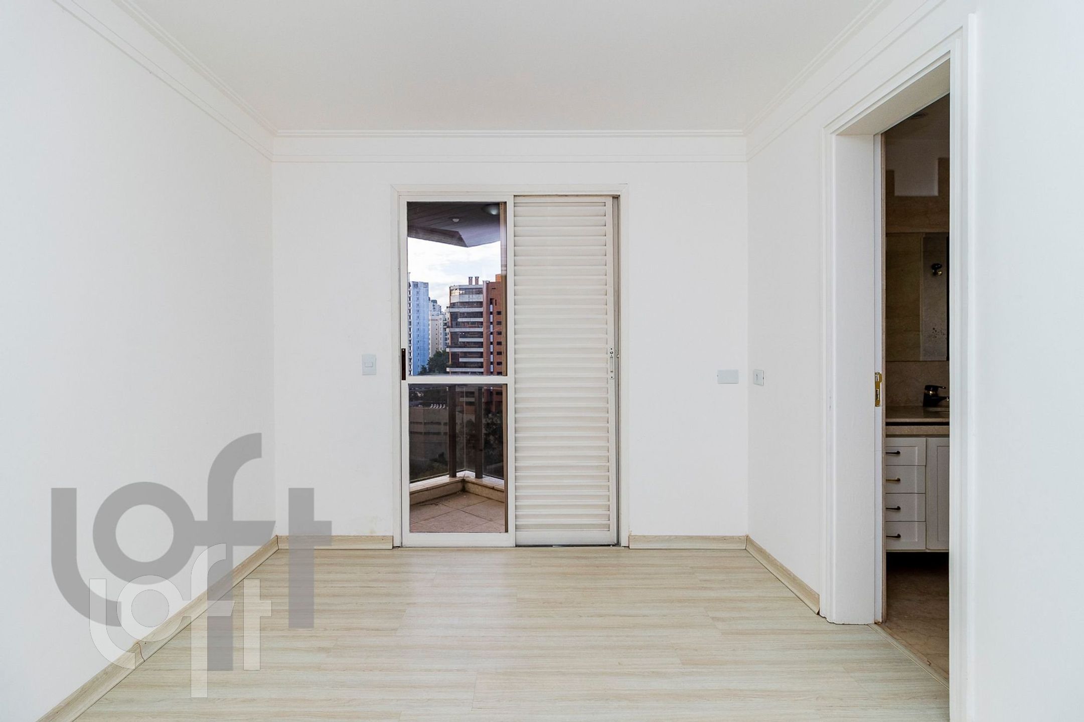 Apartamento à venda com 3 quartos, 366m² - Foto 12