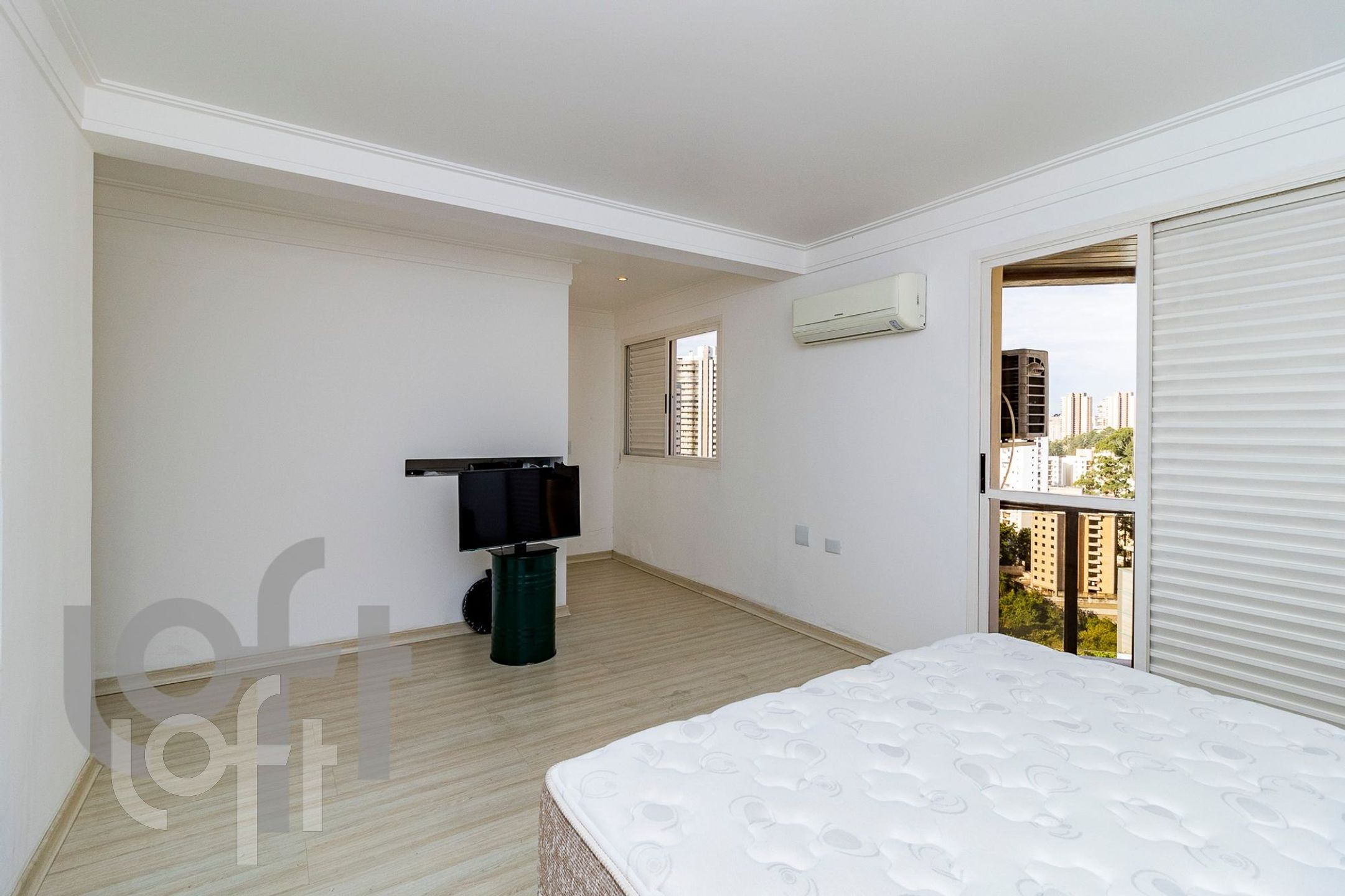 Apartamento à venda com 3 quartos, 366m² - Foto 17