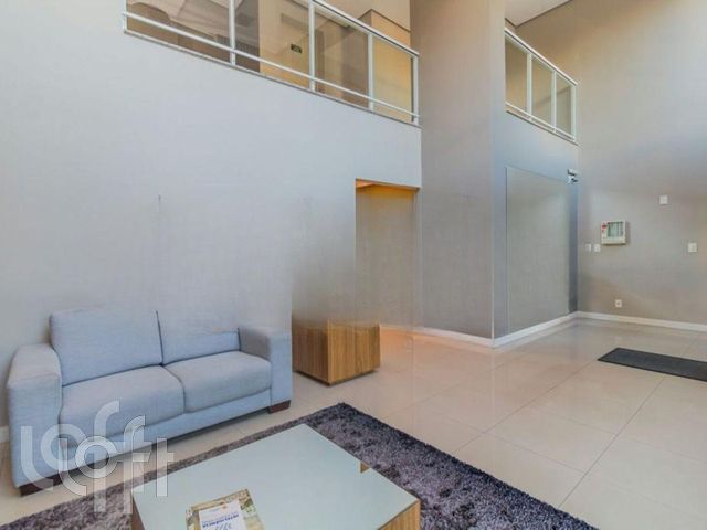 Apartamento com 86m², 3 dormitórios, 1 suíte, 2 vagas, Menino Deus em Porto Alegre