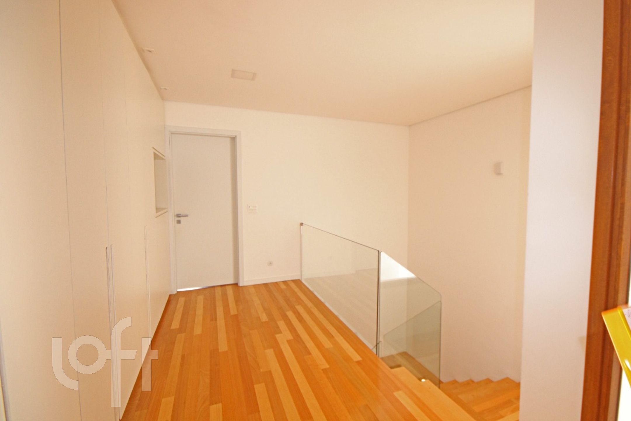 Casa à venda com 3 quartos, 300m² - Foto 14