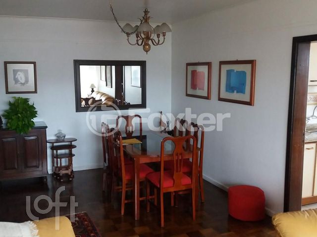 Apartamento com 117m², 3 dormitórios, 1 suíte, 1 vaga, Petrópolis em Porto Alegre