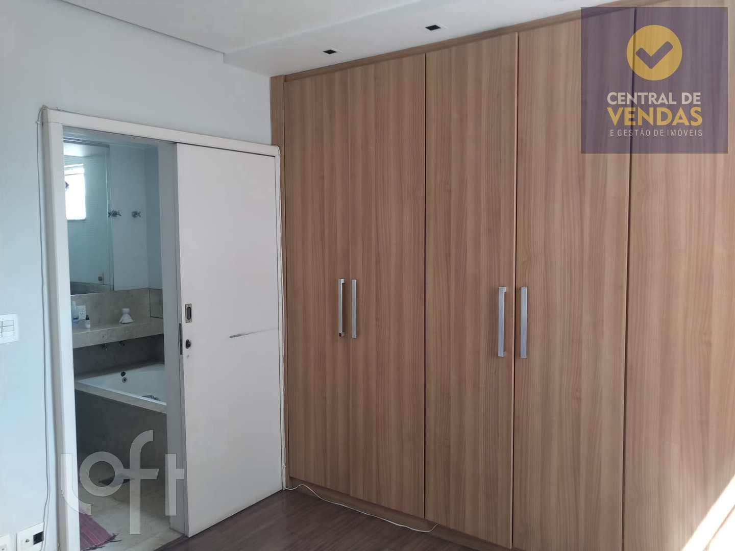 Apartamento à venda com 4 quartos, 240m² - Foto 22