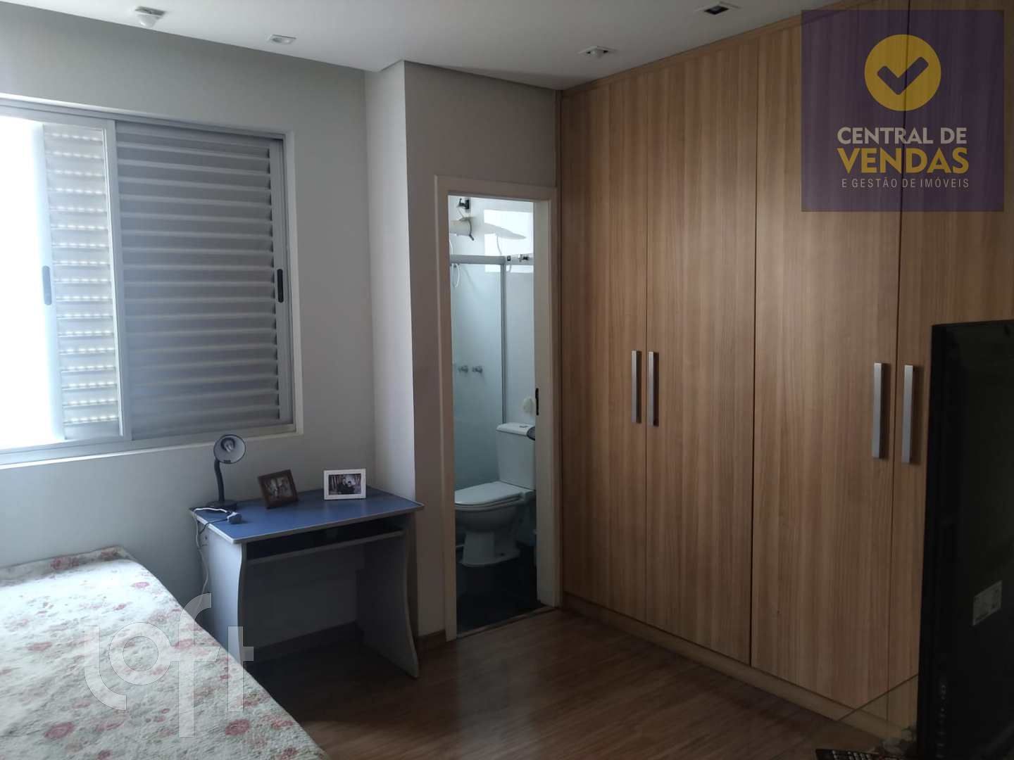 Apartamento à venda com 4 quartos, 240m² - Foto 17