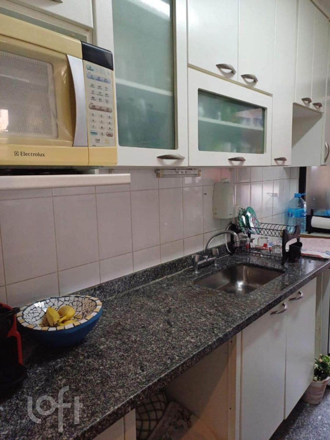 Apartamento à venda com 3 quartos, 84m² - Foto 2