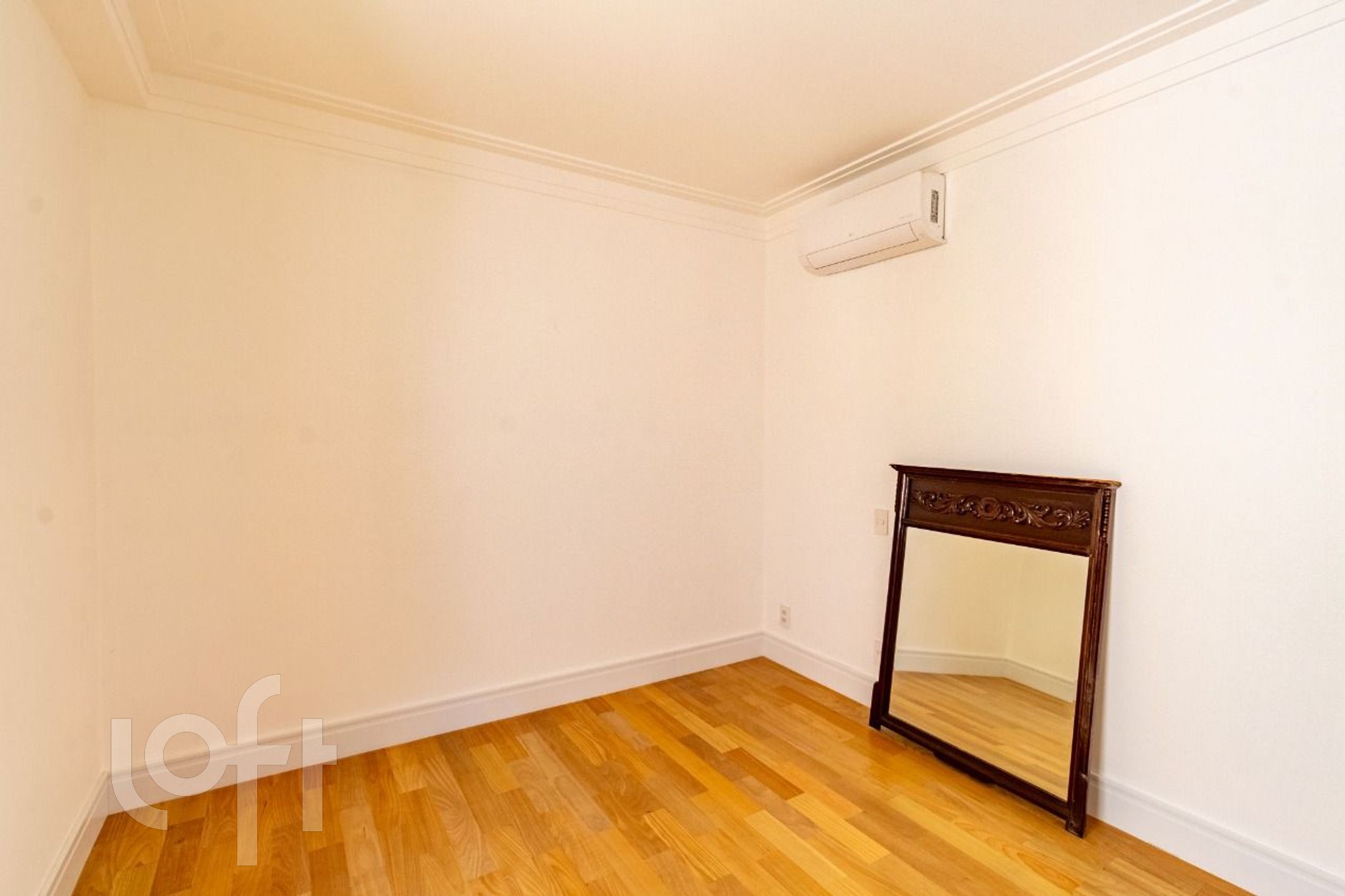 Apartamento à venda com 3 quartos, 200m² - Foto 14