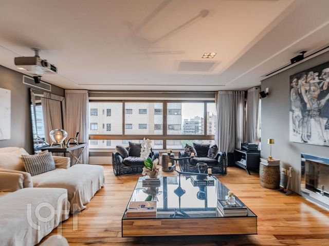 Apartamento com 263m², 3 dormitórios, 3 suítes, 4 vagas, Bela Vista em Porto Alegre