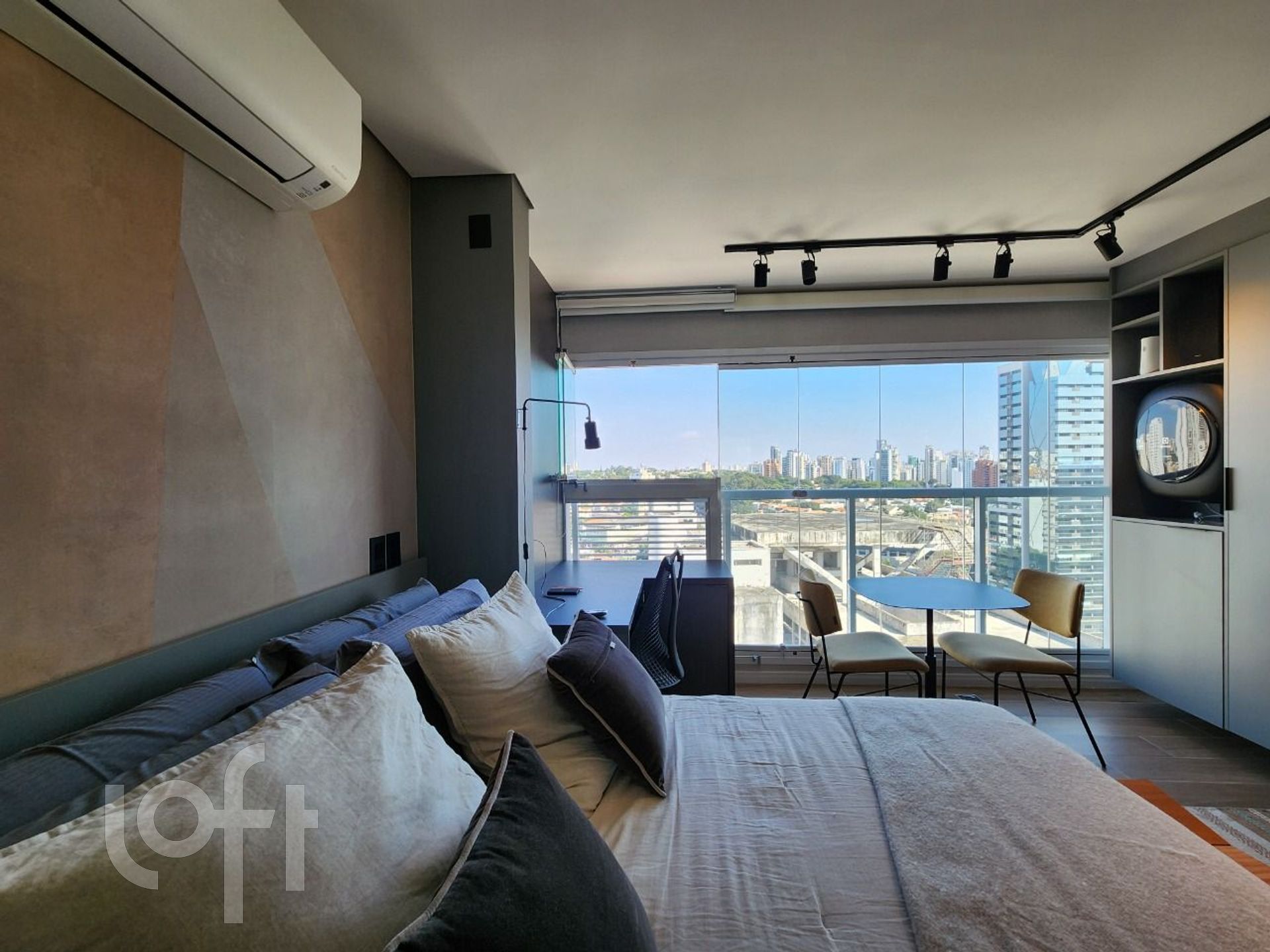 Apartamento à venda com 1 quarto, 28m² - Foto 18