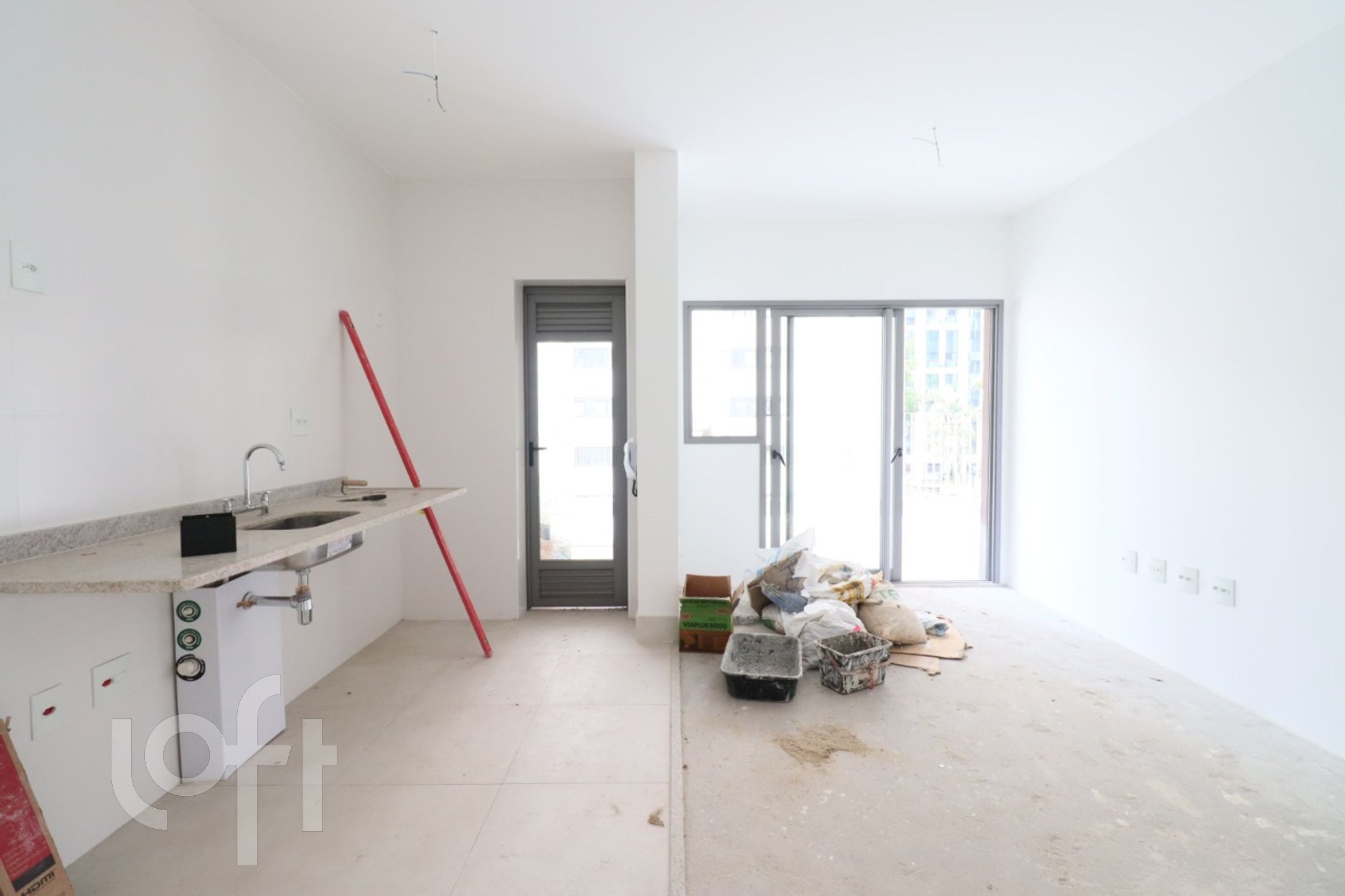 Apartamento à venda com 2 quartos, 71m² - Foto 2