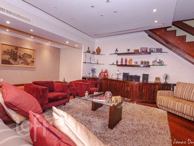 Apartamento com 413m², 4 dormitórios, 3 suítes, 3 vagas, Bela Vista em Porto Alegre