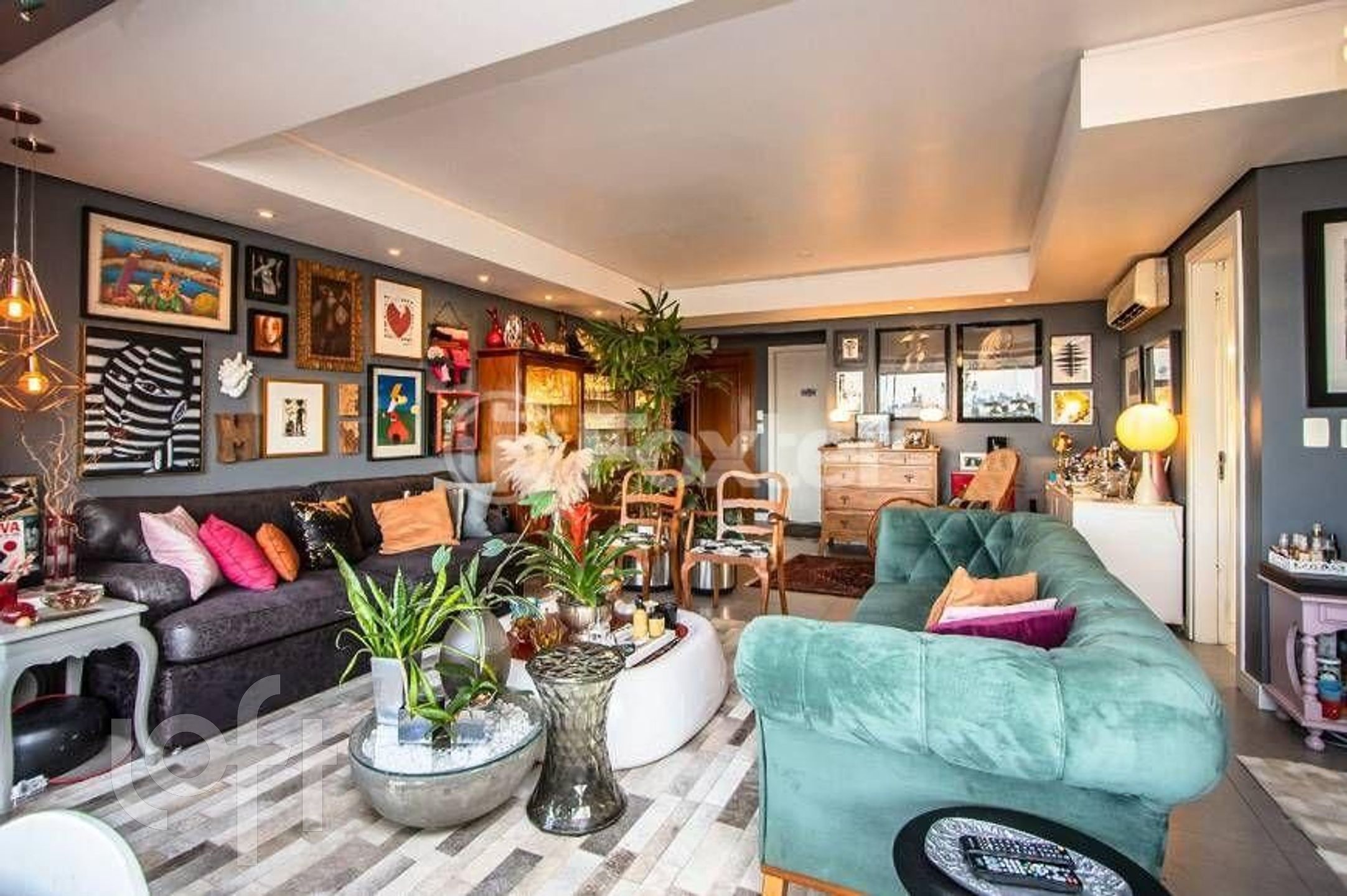 Apartamento com 103m², 3 dormitórios, 1 suíte, 1 vaga, Menino Deus em Porto Alegre